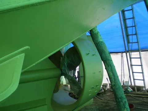 Boat propeller and rudder fully coated